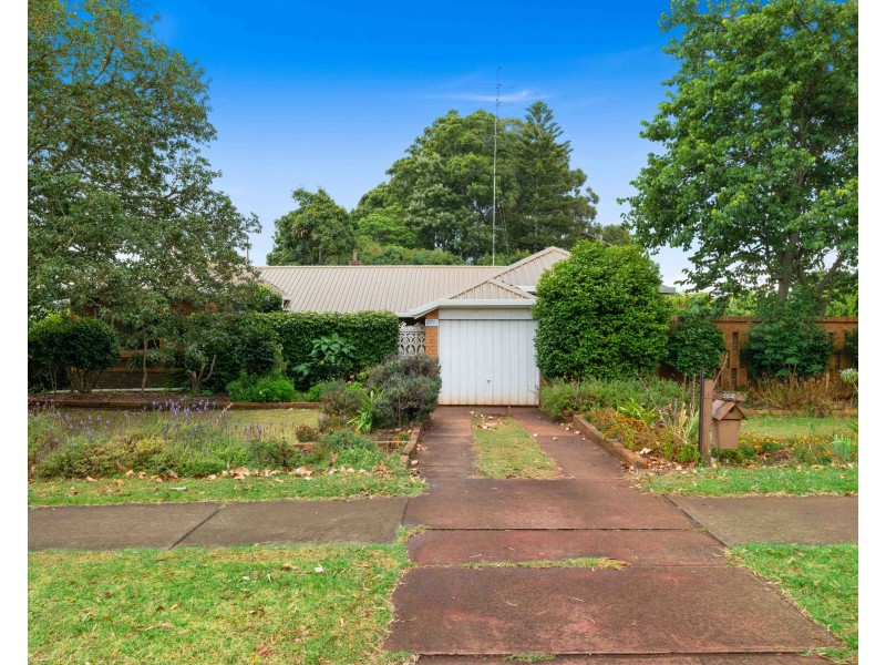 359 Hume Street, South Toowoomba QLD 4350