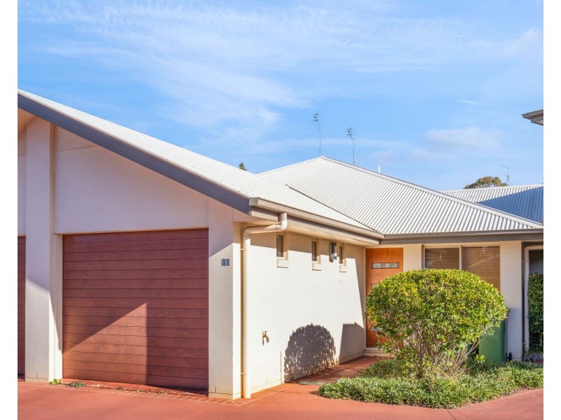 Unit 11/16 Anzac Avenue, Newtown QLD 4350