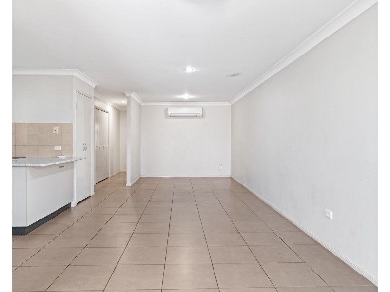 Unit 11/16 Anzac Avenue, Newtown QLD 4350