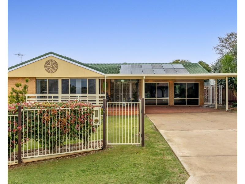4 Koala Street, Harristown QLD 4350