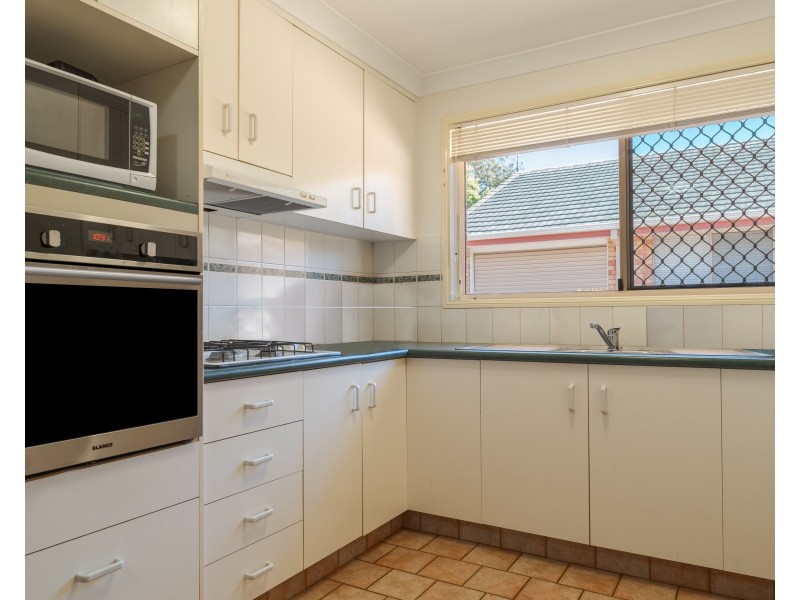 Unit 5/299 James Street, Newtown QLD 4350
