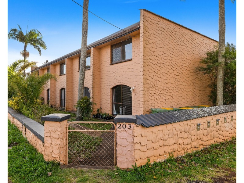 Unit 5/203 Campbell Street, Newtown QLD 4350