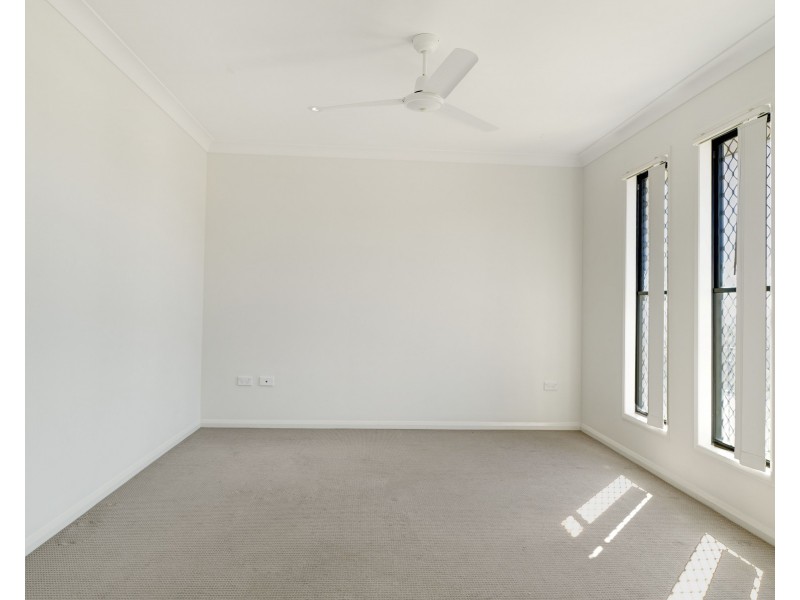 12 Felix Street, Cranley QLD 4350