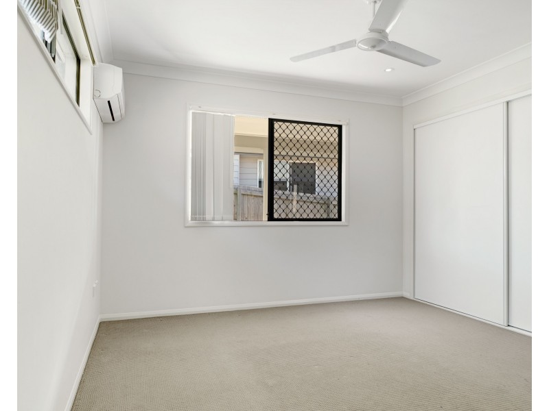 12 Felix Street, Cranley QLD 4350