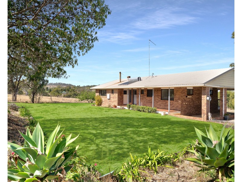 69 Berry Road, Vale View QLD 4352