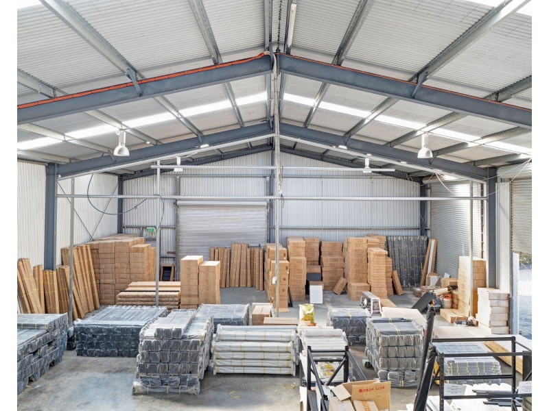 Shed 2 / 4 Rocla Court, Glenvale QLD 4350