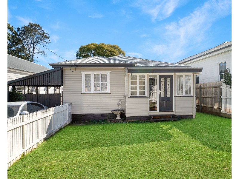 11A Trevethan Street, Mount Lofty QLD 4350