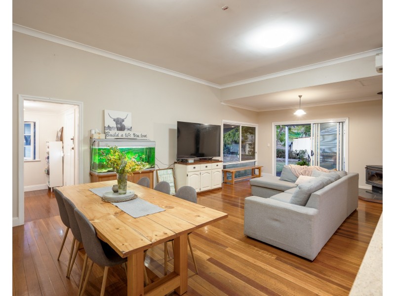 438 Douglas Plainby Road, Douglas QLD 4354