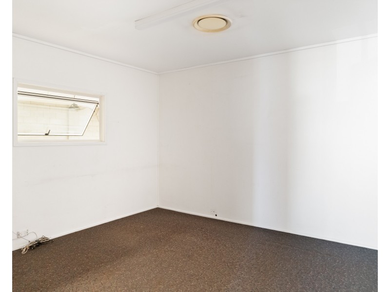Shed 6/15 Wylie Street, Toowoomba City QLD 4350