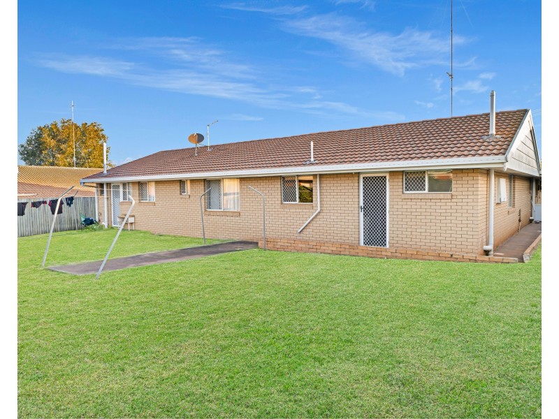Unit 2/3 Boothby Street, Drayton QLD 4350