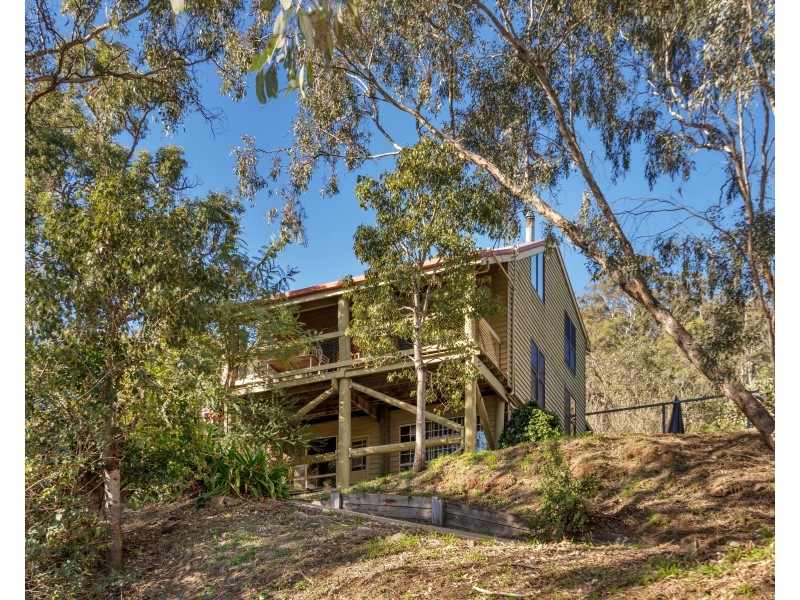 32 Linora Drive, Gowrie Mountain QLD 4350