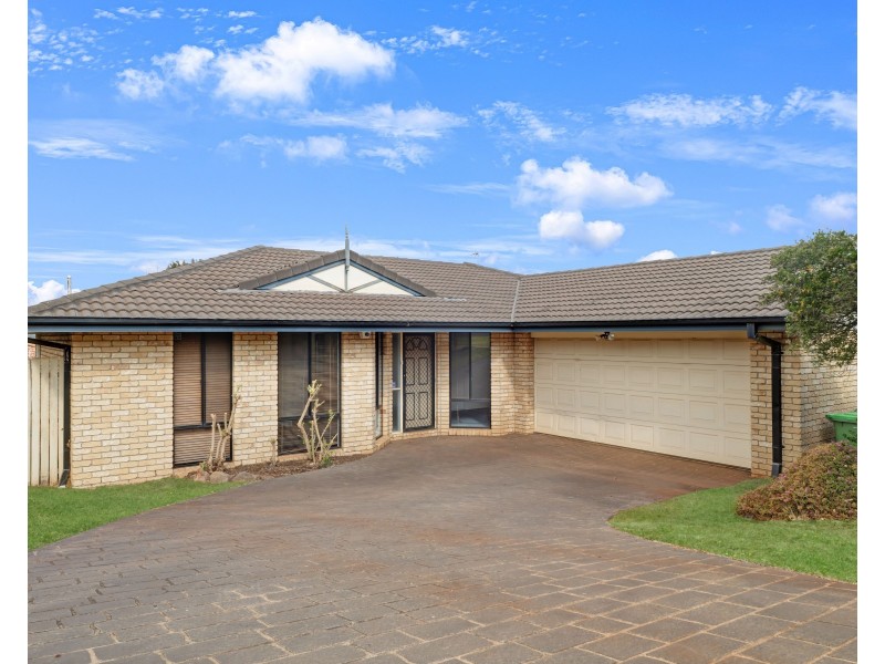 8 Lyness Court, Wilsonton Heights QLD 4350