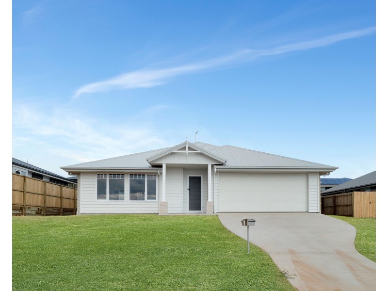 79 Adelaide Street, Cranley QLD 4350