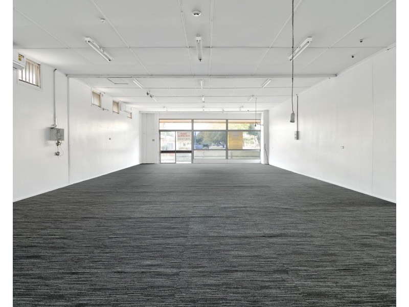 Shop B/340 Alderley Street, Kearneys Spring QLD 4350