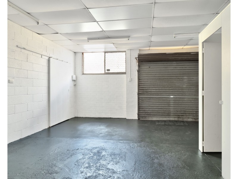 Shop B/340 Alderley Street, Kearneys Spring QLD 4350