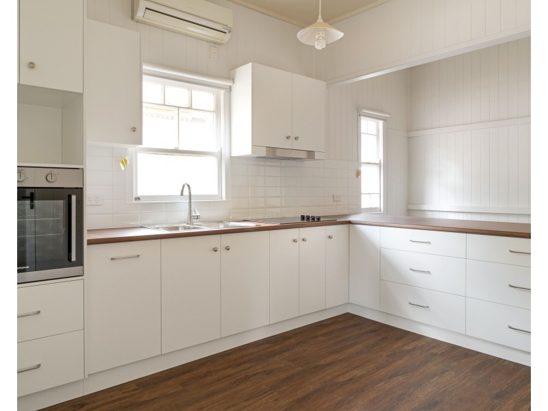 Unit 1/1 Dally Street, South Toowoomba QLD 4350