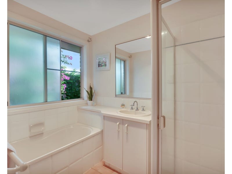 39 Dandelion Drive, Middle Ridge QLD 4350