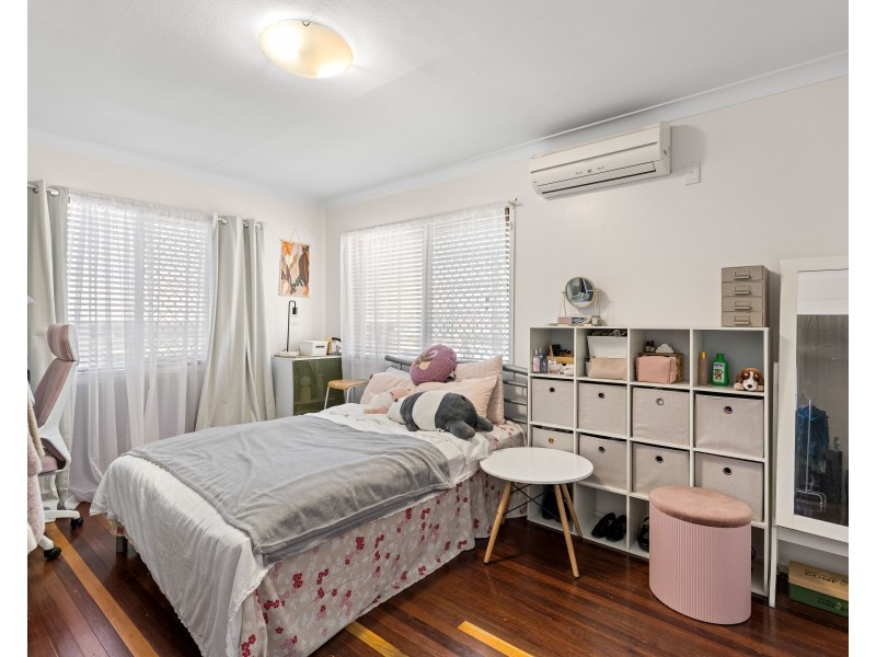 57 Knockator Crescent, Centenary Heights QLD 4350