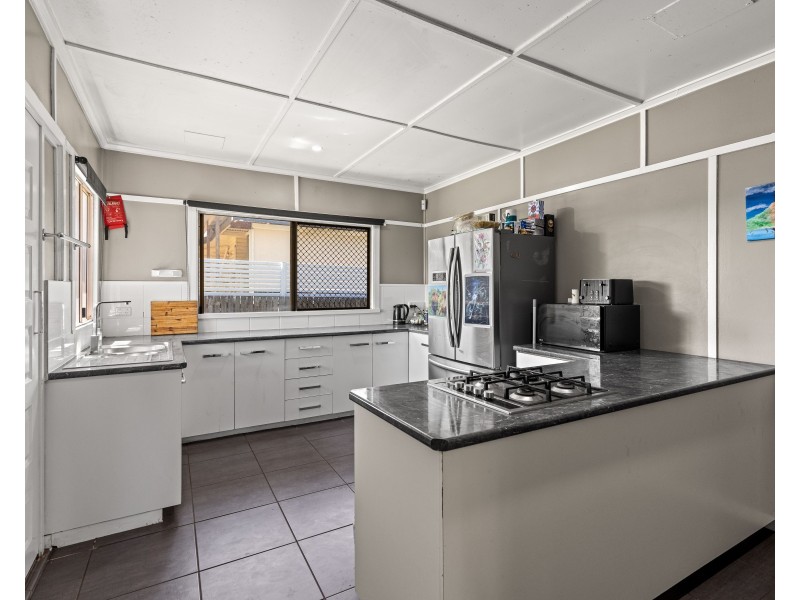 9 Kelly Street, Harlaxton QLD 4350