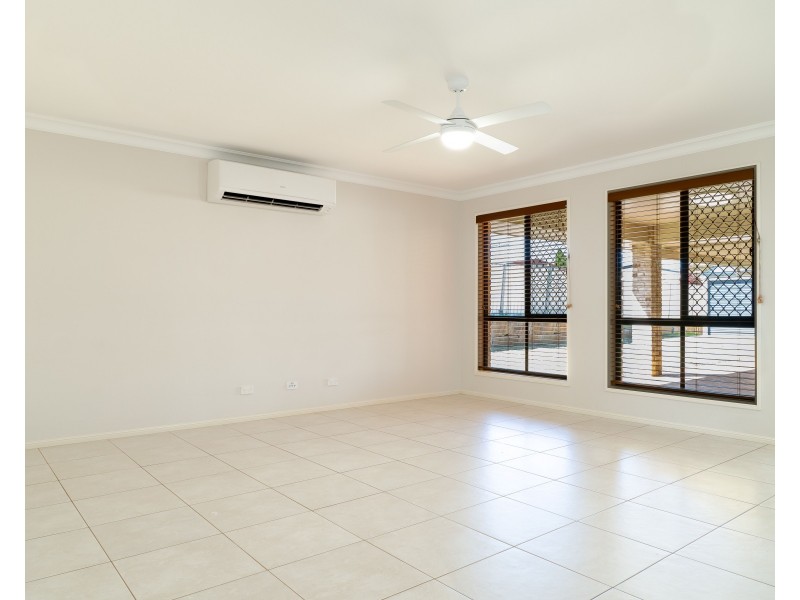 11 Sommariva Street, Westbrook QLD 4350