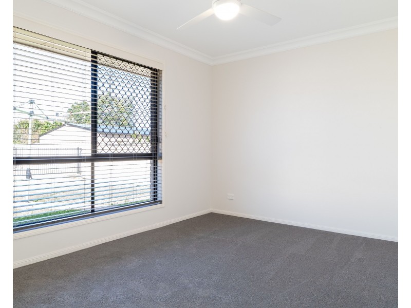 11 Sommariva Street, Westbrook QLD 4350