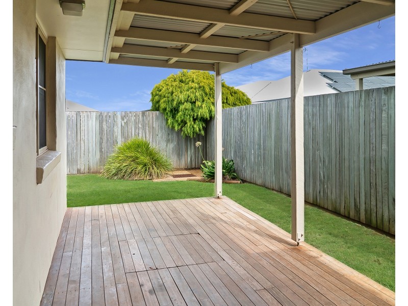 Unit 11/381 Greenwattle Street, Wilsonton QLD 4350