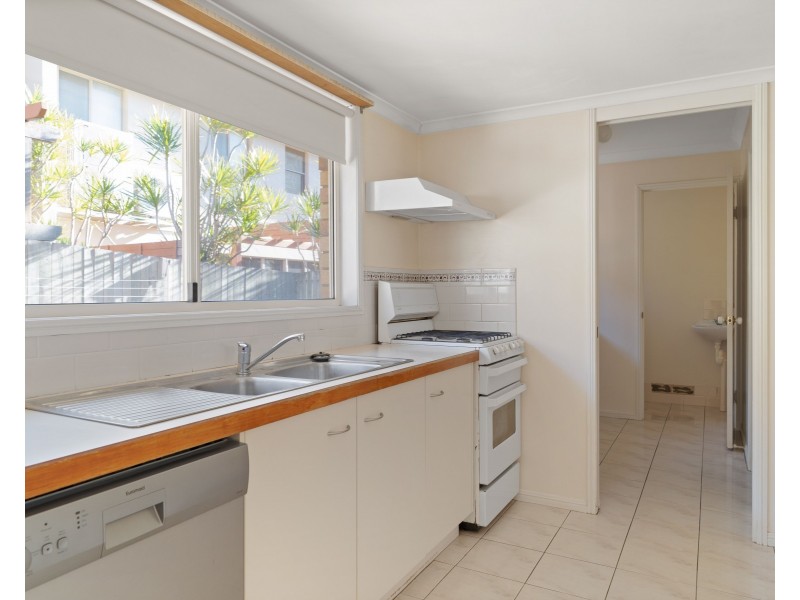 Unit 2/38 Cohoe Street, Rangeville QLD 4350