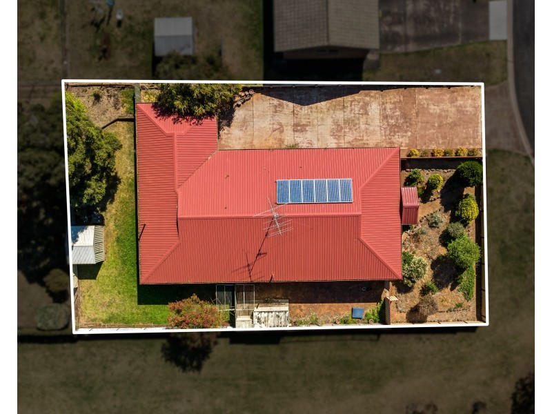 2 Storey Street, Centenary Heights QLD 4350