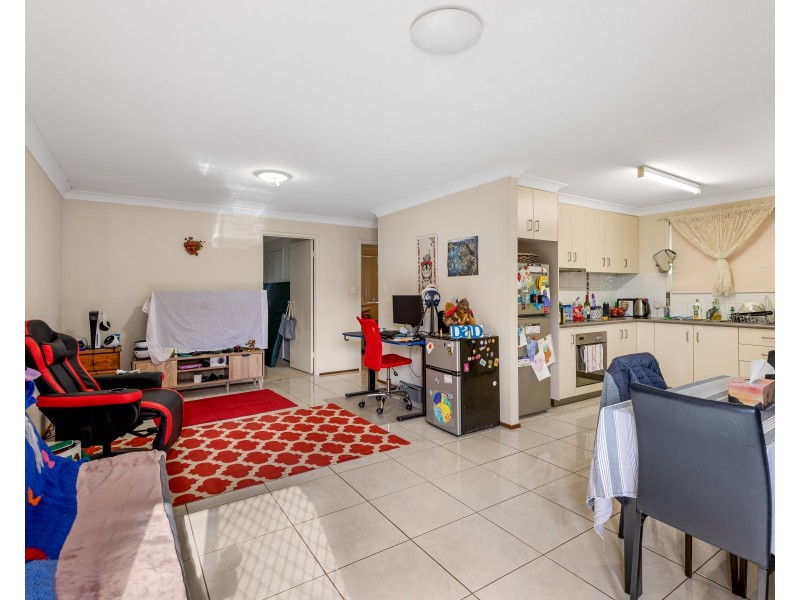 2 Storey Street, Centenary Heights QLD 4350