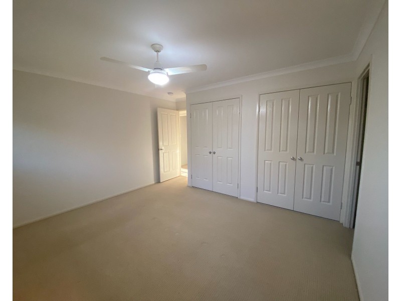 12 Oliver Street, Highfields QLD 4352