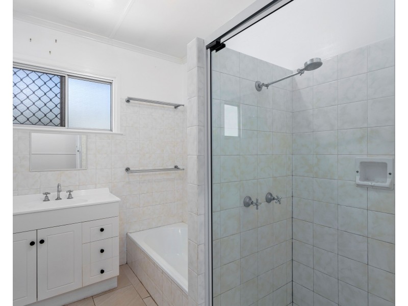 23 Teesdale Avenue, Newtown QLD 4350