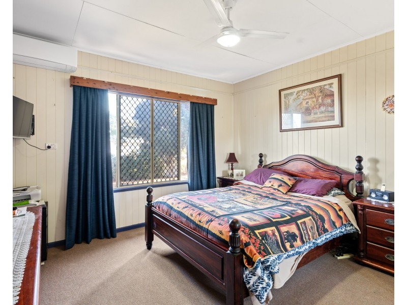 20 George Street, Clifton QLD 4361