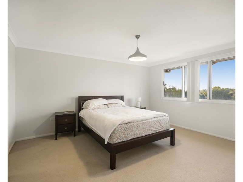 Unit 2/421 Tor Street, Newtown QLD 4305