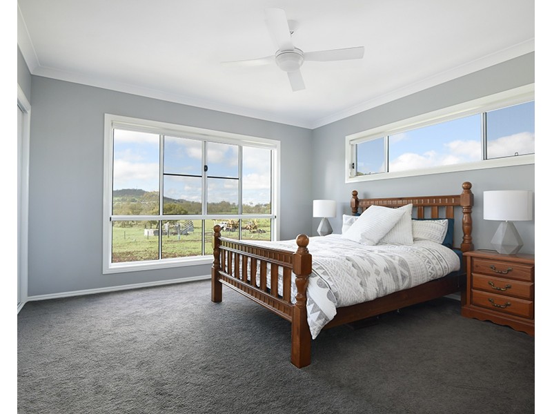 264 Cambooya Street, Drayton QLD 4350