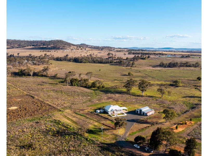 264 Cambooya Street, Drayton QLD 4350