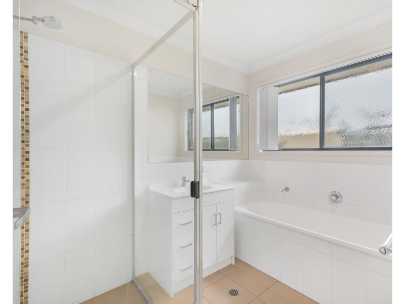 Unit 2/34 Elizabeth Kenny Court, Harristown QLD 4350