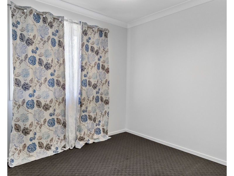 17 Shelby Street, Glenvale QLD 4350