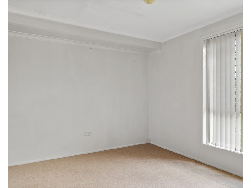 16 Carmen Street, Kearneys Spring QLD 4350