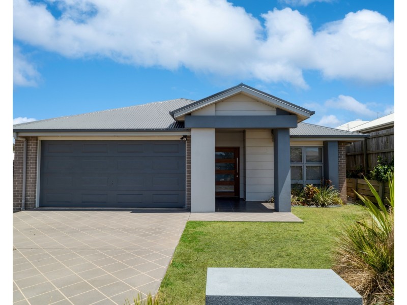 43 Alistair Street, Glenvale QLD 4350