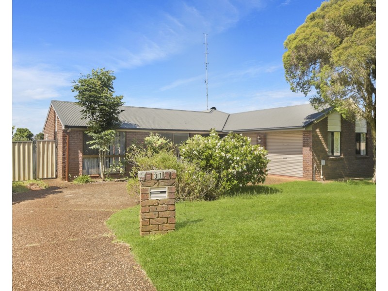 31 Jull Drive, Centenary Heights QLD 4350