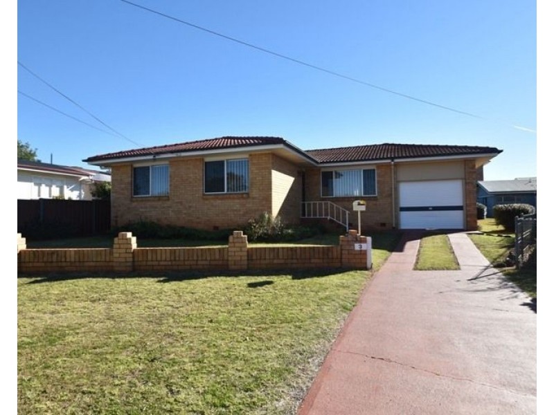 3 Nuss Street, Wilsonton QLD 4350