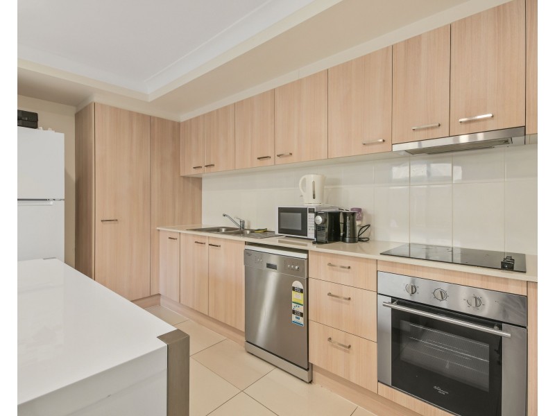 Unit 2/27 Weebah Place, Cambooya QLD 4358