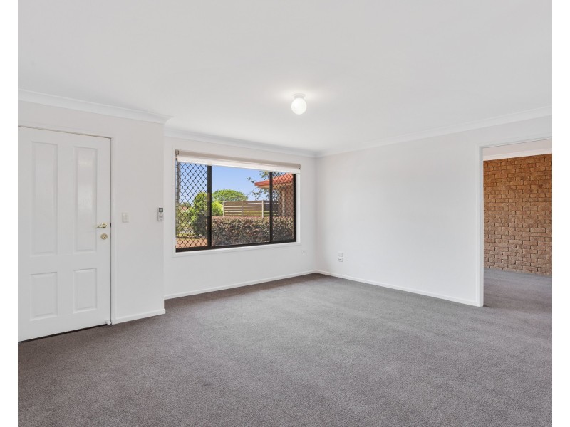 Unit 2/36 Jennifer Crescent, Darling Heights QLD 4350