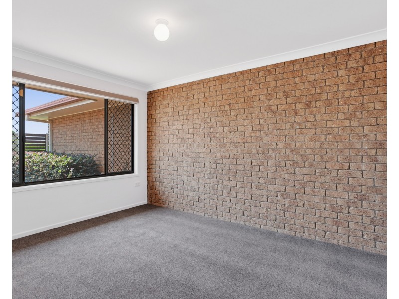 Unit 2/36 Jennifer Crescent, Darling Heights QLD 4350