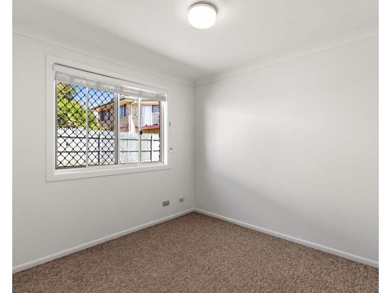 Unit 4/4-6 Crosby Street, Darling Heights QLD 4350