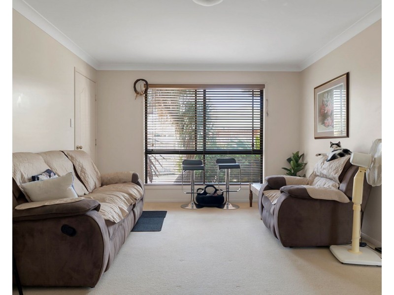 Unit 1/8 Paulene Crescent, Kearneys Spring QLD 4350