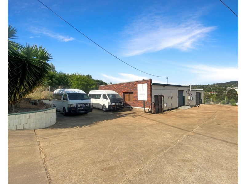 2 Stradbroke Street, Rockville QLD 4350