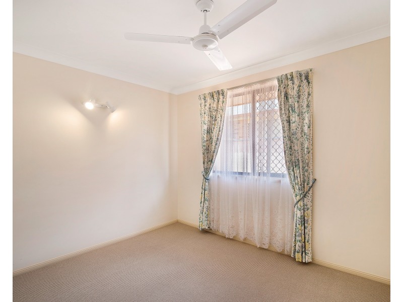 33 Fry Street, Middle Ridge QLD 4350
