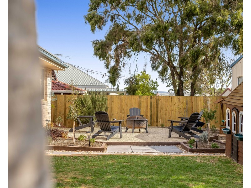 4 Stratford Drive, Wyreema QLD 4352