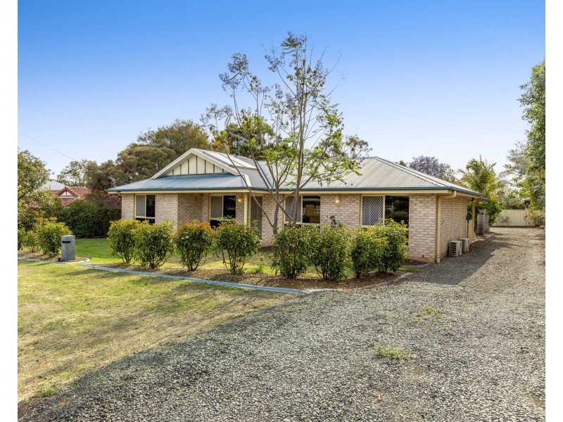 4 Stratford Drive, Wyreema QLD 4352